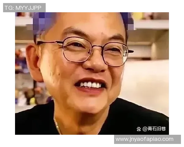 比坐在替补席第二排更难过，杨瀚森赛后无人互动，苏群说出大真话！